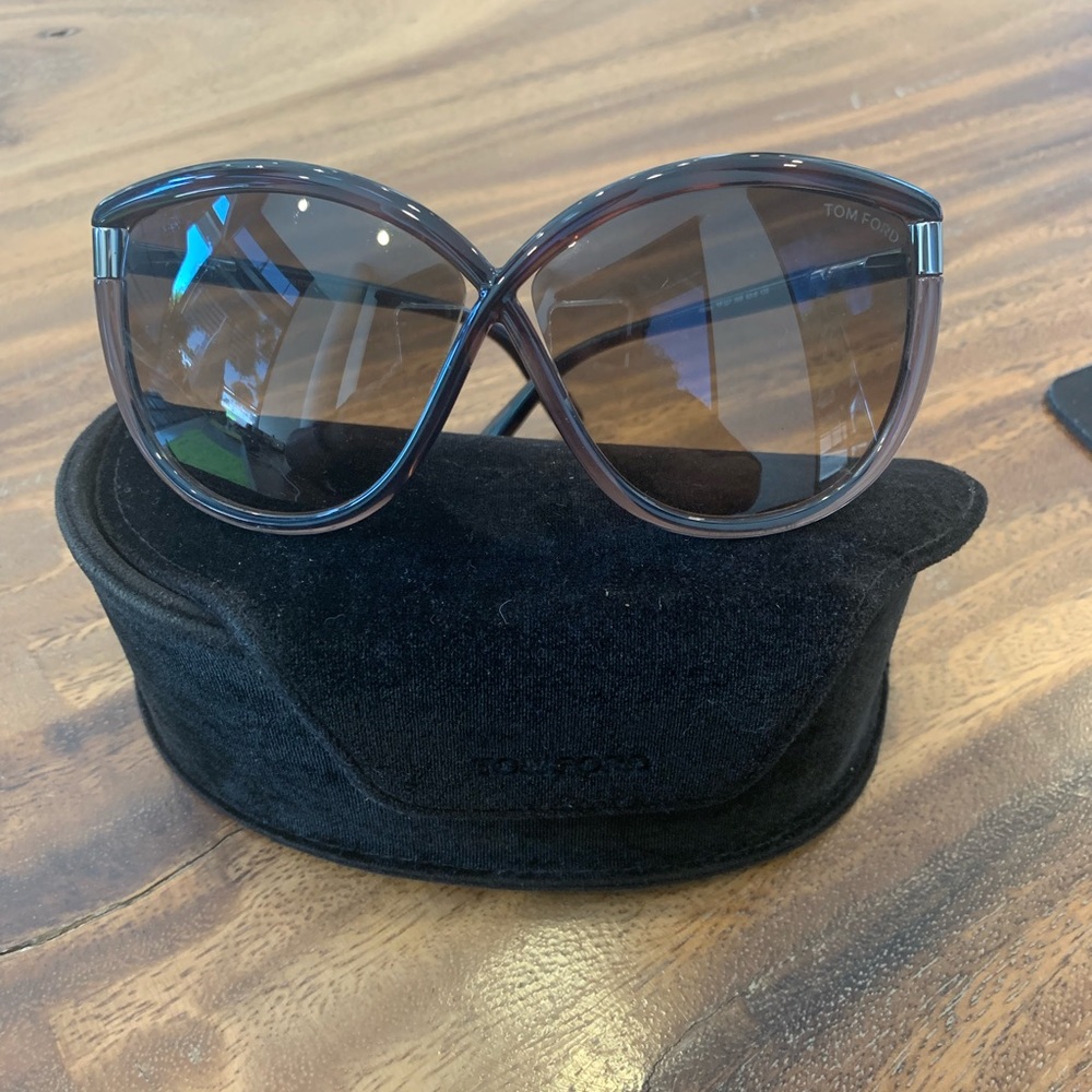 Tom Ford Abbey Sunnies 🎉SALE🎉